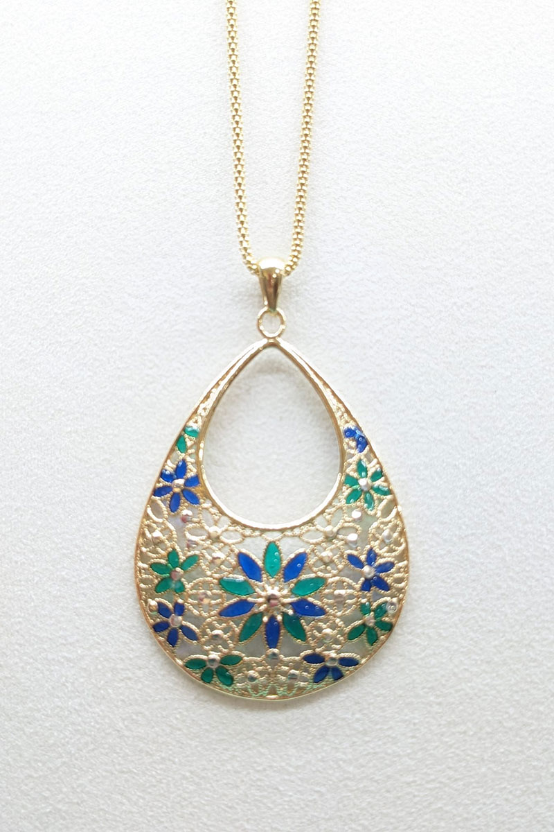 Pendente in filigrana d'argento e smalto cattedrale